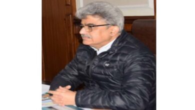 CS takes stock of Dal Lake conservation, beautification measures