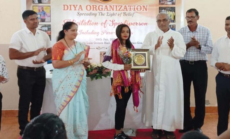 Para athlete Sakshi Kale felicitated