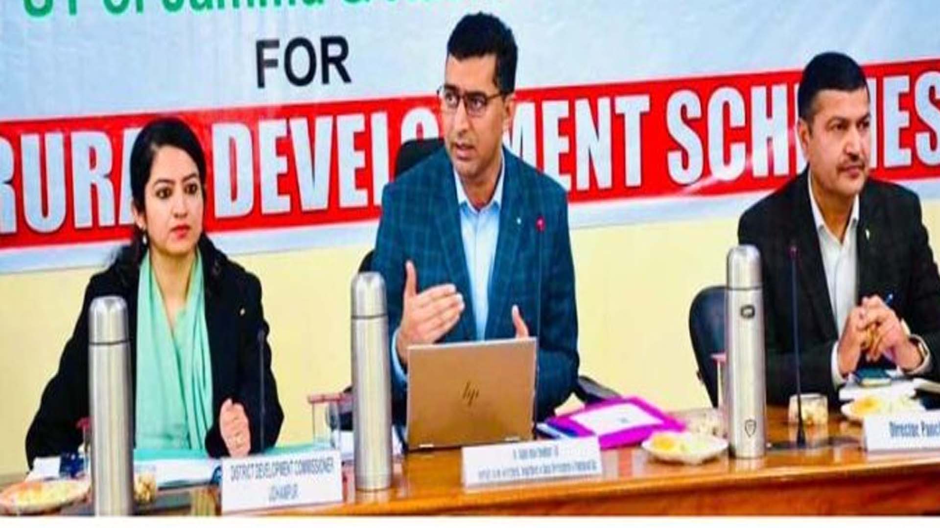 Secretary RDD advocates enhanced convergence for wider impact in development of Udhampur