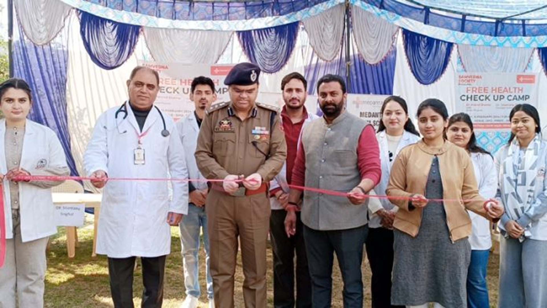 SSP Jammu inaugurates free health checkup camp in DPO