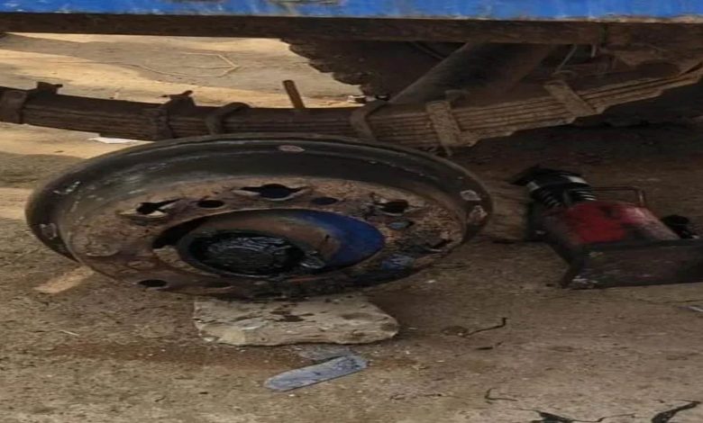 Death due to tire burst, youth jumped several feet high