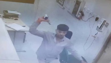 Cash looted in petrol pump, miscreants ran away after snatching mobile phone also