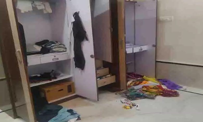 Theft of lakhs from two places in one night, case registered