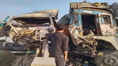 Fierce collision between 2 trucks, one tragic death in the accident