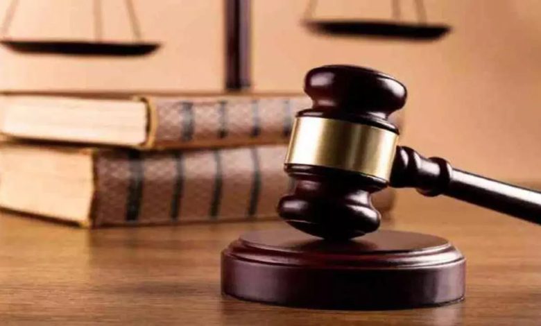 Clerk defies court, jailed for 3 years