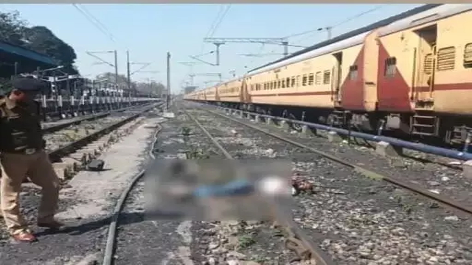 Case of suicide of railway worker, no action is being taken against the women who harassed him