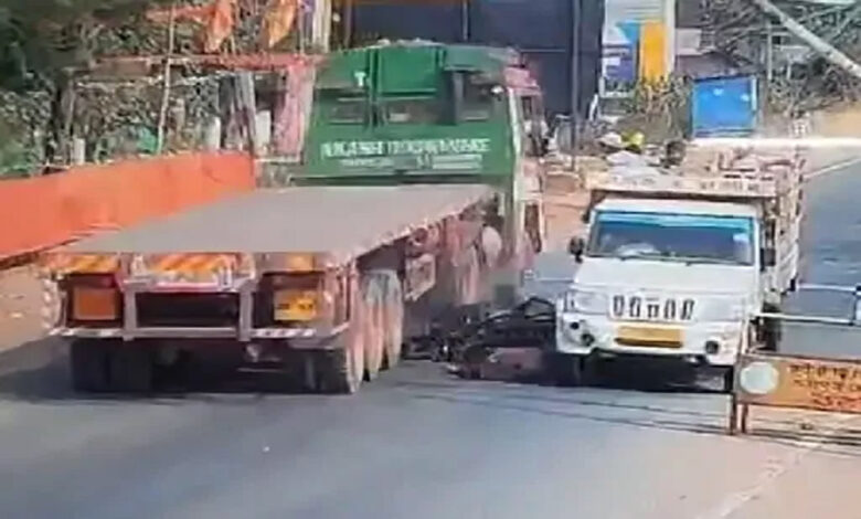 Major accident near Forest Naka, accident captured in CCTV camera