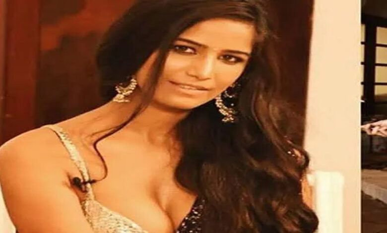 Munawwar Faruqui said, Poonam Pandey turned out to be the undertaker.