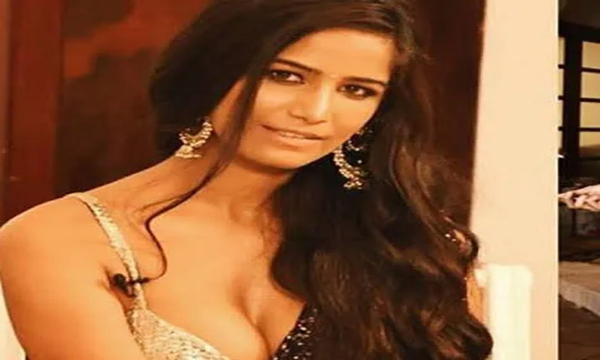 Munawwar Faruqui said, Poonam Pandey turned out to be the undertaker.