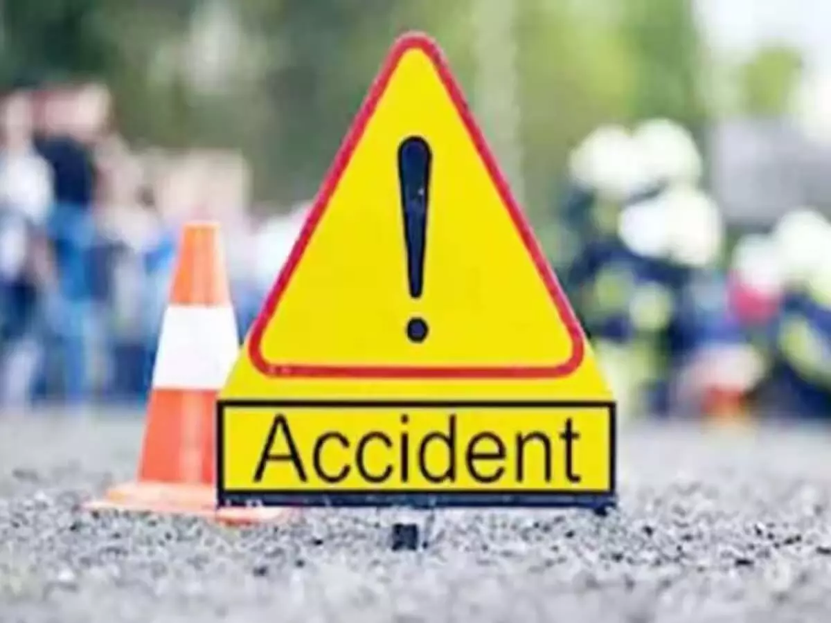 Two dead, 5 injured when truck loaded with cashew nuts falls into ditch in Bally
