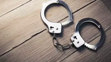 Three female thieves arrested, devotee's purse recovered