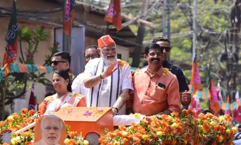 Lok Sabha Elections 2024: PM Modi holds road show in Palakkad