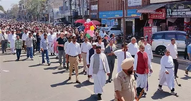 Amritsar Diocese organizes peace march on Palm Sunday