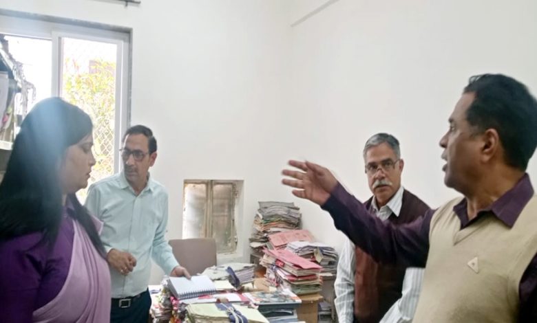 Director Integrated Child Development Services Bunkar inspected the directorate