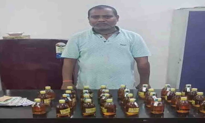 Tikrapara police caught liquor Kochiya