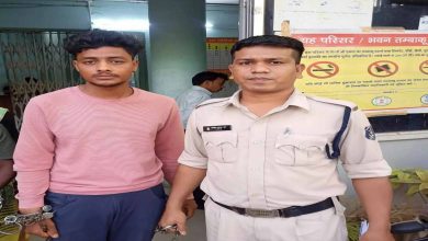 Knife knifeman arrested from old colony, major police action under code of conduct