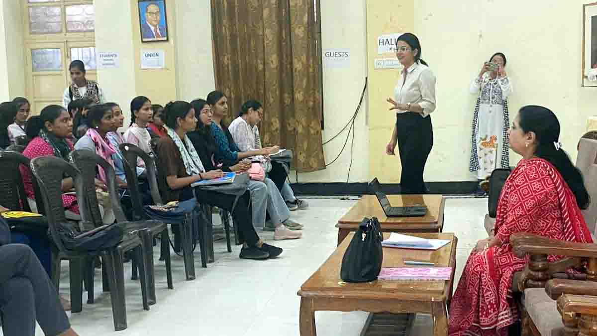 iStart workshop organized in Maharani College