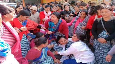 Uttarakhand: Anganwadi worker fainted during protest