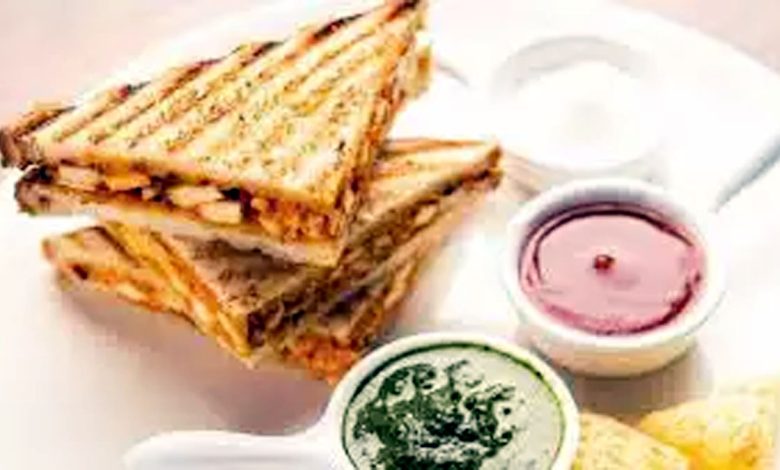 Tandoori Paneer Sandwich is ready in just 10 minutes