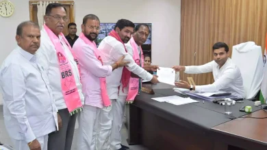 Koppula Ishwar files nomination from Peddapalli Lok Sabha seat