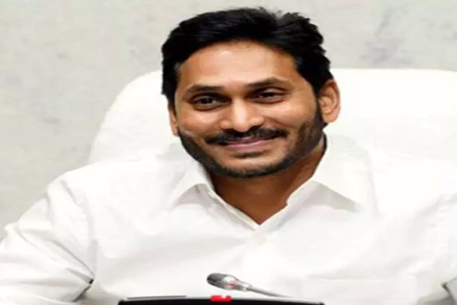 EC notice to CM Jagan for remarks against Naidu