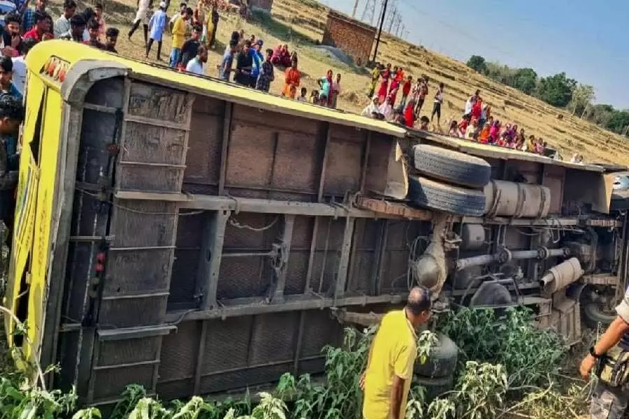 16 injured when school bus carrying 30 students overturns in Ranchi, Jharkhand