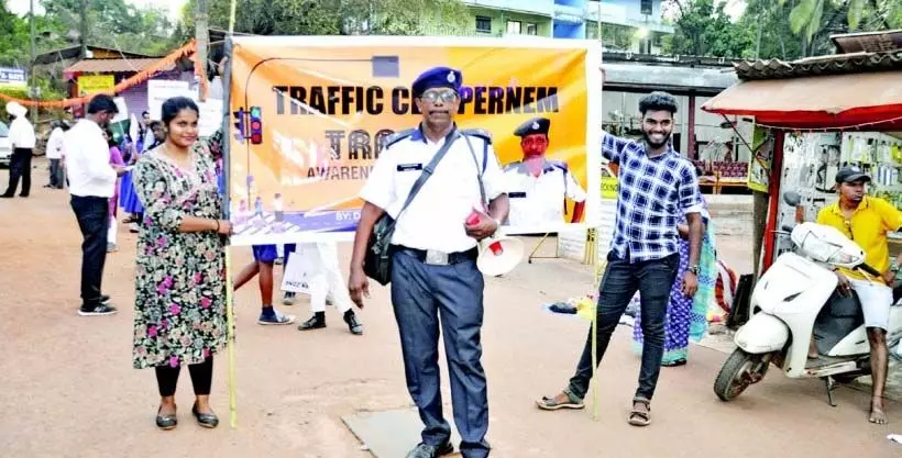 Students take out traffic awareness tableau in Pernem Shigmo parade