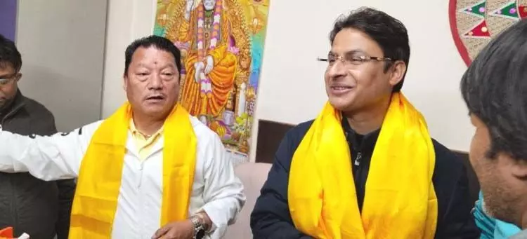 GJM ends speculation, announces support to BJP's Raju Bista