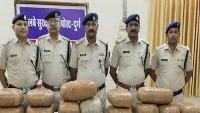 Ganja smuggler arrested in express train, goods worth Rs 13 lakh recovered