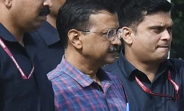 Kejriwal threatened to protest in view of heavy police deployment