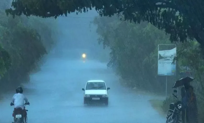 Heavy rain likely in Kerala: Orange alert in Pathanamthitta and Idukki