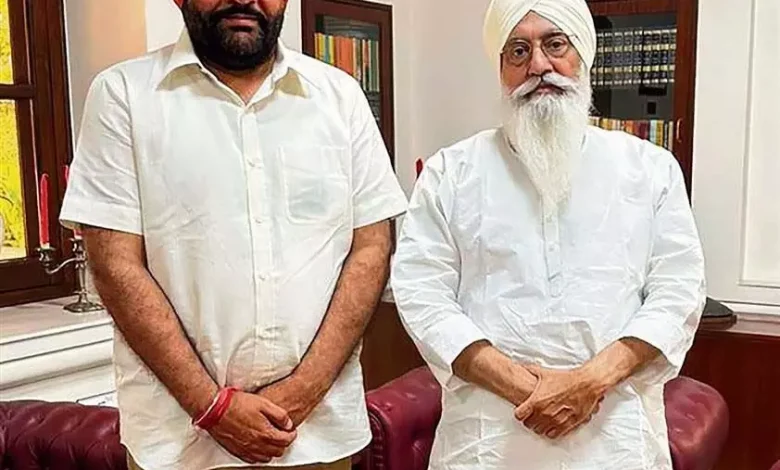 MP Gurjit Singh Aujla visits Radha Swami Dera in Beas