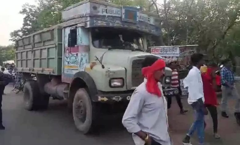 Student going for tuition crushed by truck, dies painfully