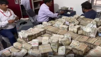 More than Rs 40 crore found in minister's servant's house