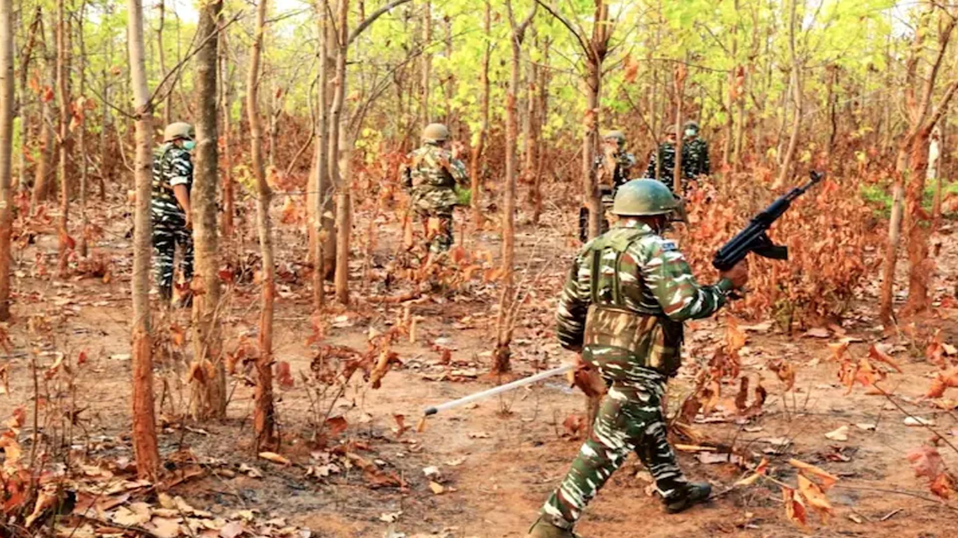 3 Naxalites killed in Bijapur, encounter continues