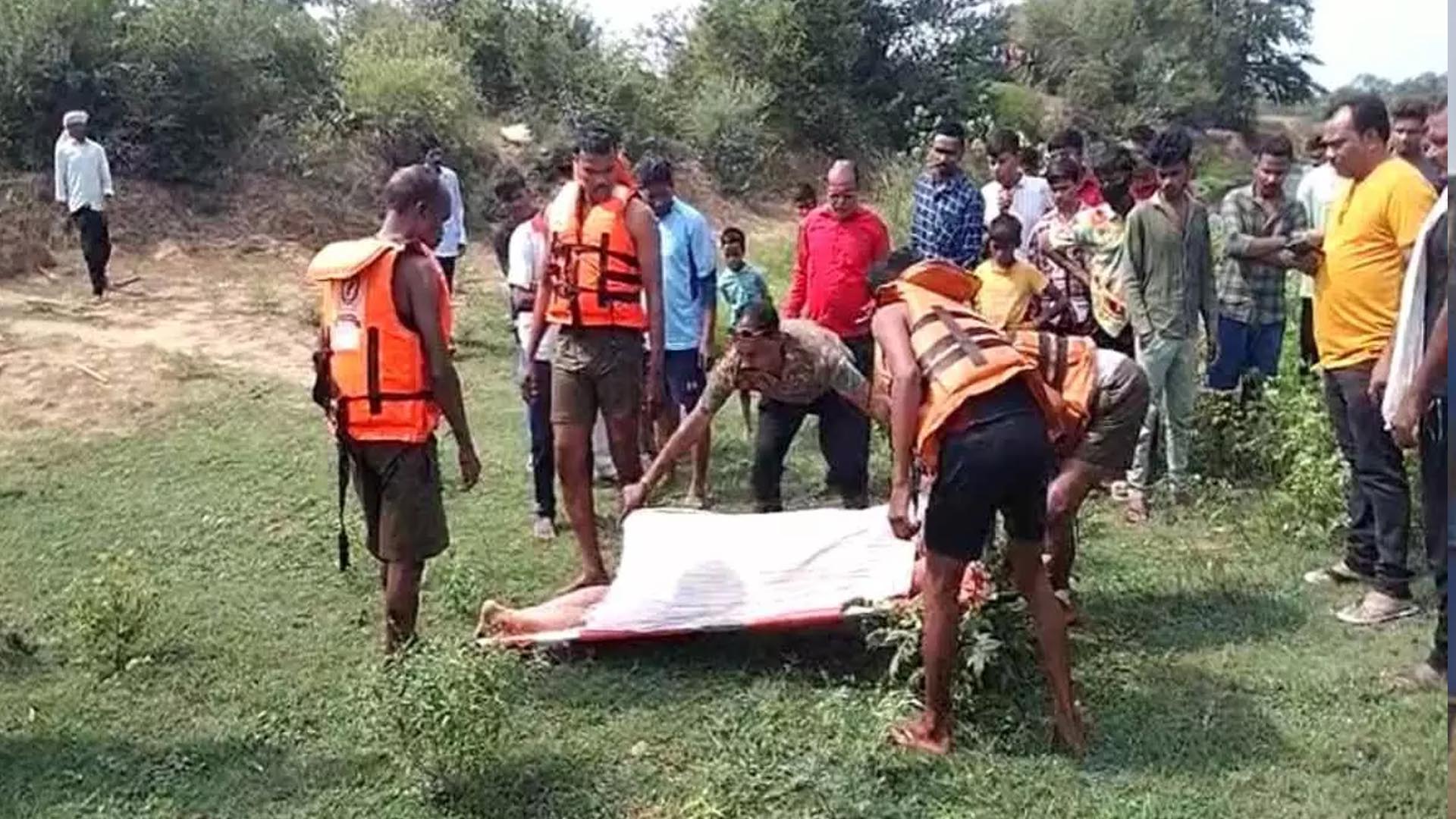 Young man reached Anicut slips, dies
