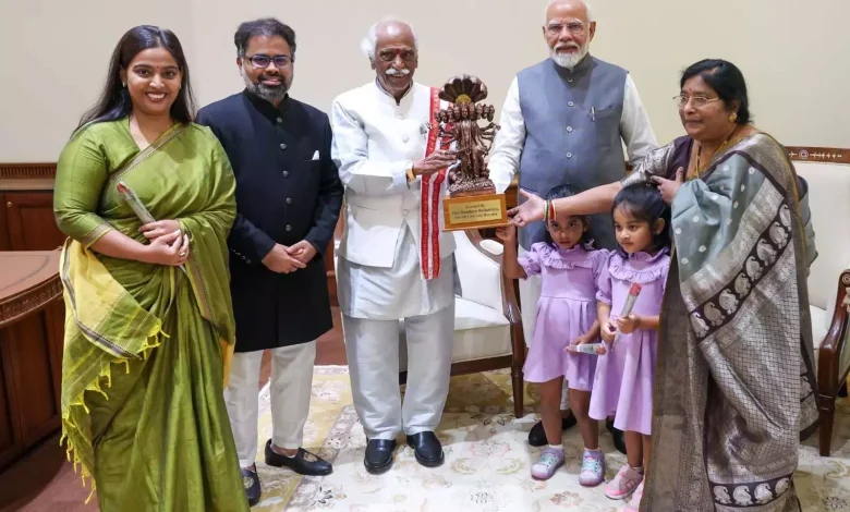 Haryana Governor met the Prime Minister along with his family