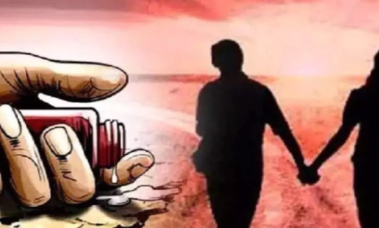 CG: Lovers couple consumed poison, mourning in the village