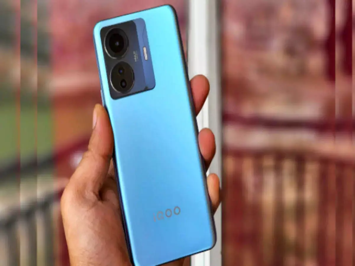 iQOO is coming with a new smartphone