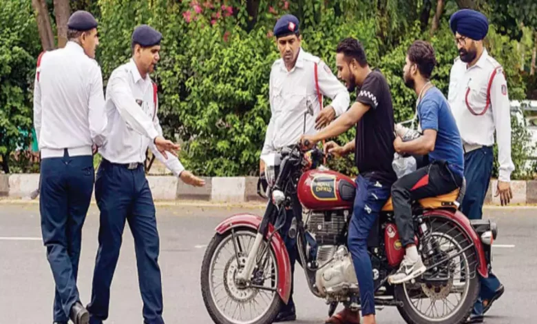 Traffic police prohibited from removing keys from car or letting air out of tyres