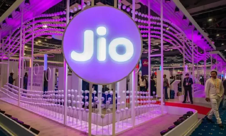 Business: Telecom company Jio has recruited a large number of people