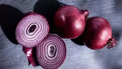 From today, the government will sell onions in Delhi-NCR at the rate of 35 rupees per kg