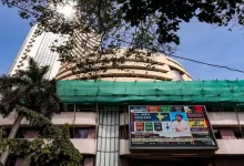 Sensex and Nifty fell by more than 1.5 percent