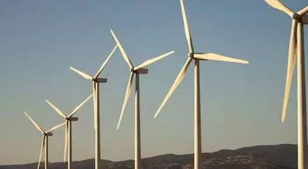 Japan considers new policies for offshore wind farm sector