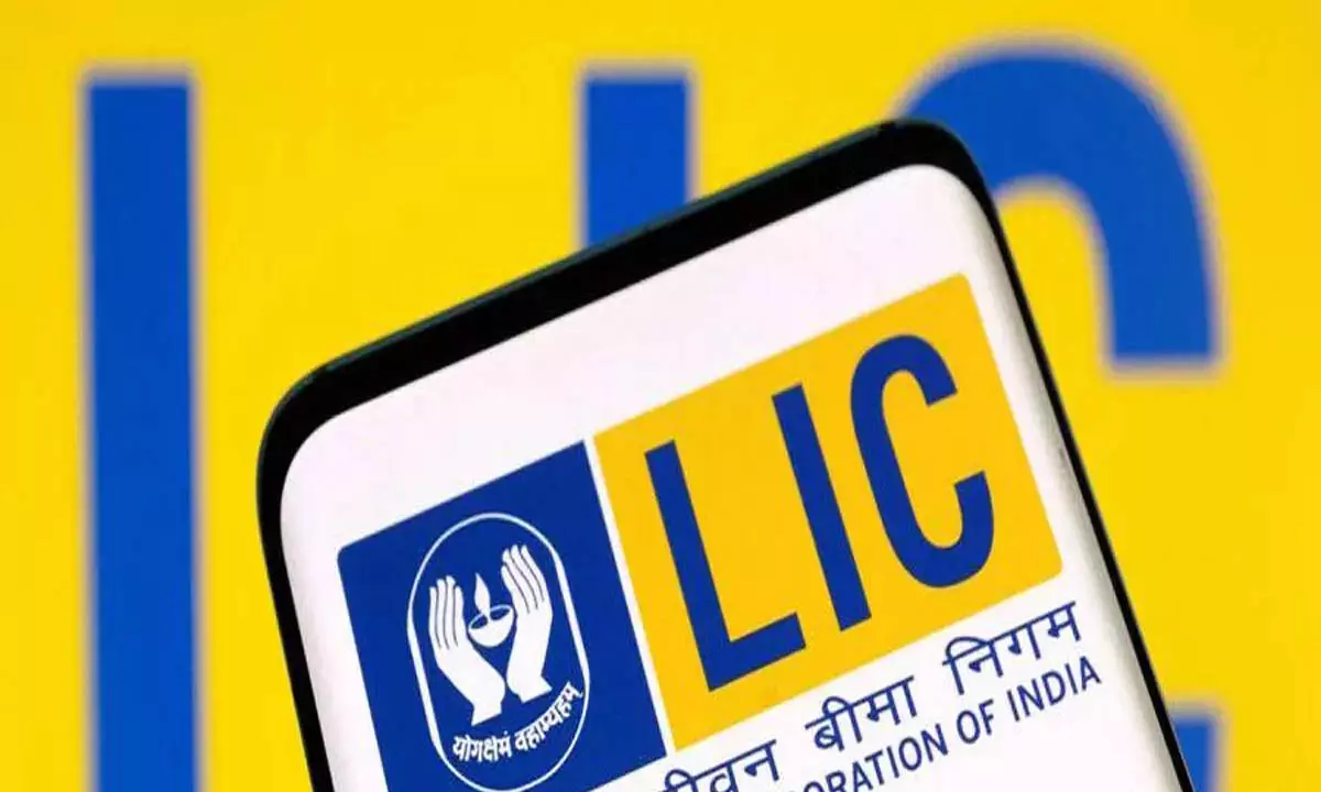 LIC's profit rises 5% to Rs 10,987 crore in June quarter