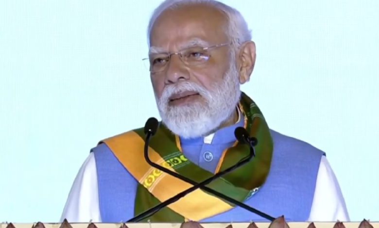 PM Modi visits Coimbatore, expresses desire to learn Tamil language