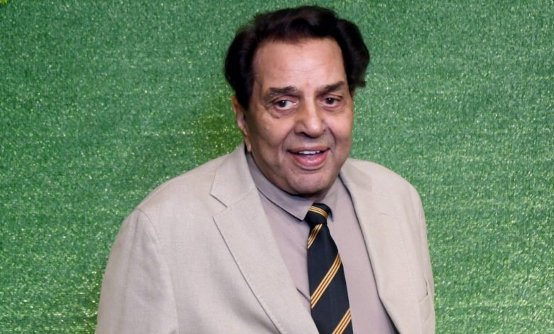 Dharmendra expressed his desire for his 'body' in his last poem
