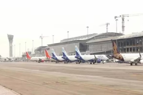 Chaos continues at Hyderabad airport, 74 flights cancelled