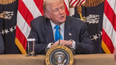 US media: Trump trying to close asylum 'loophole'