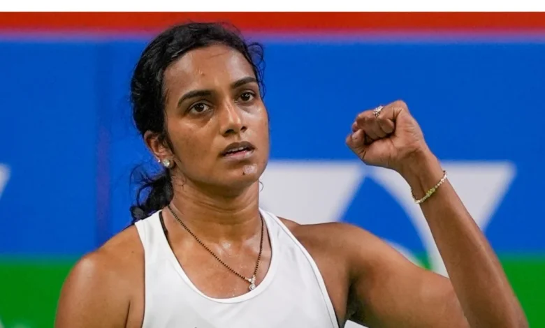 Saina Nehwal took Indian badminton to the world stage; Sindhu and Kohli praised her.